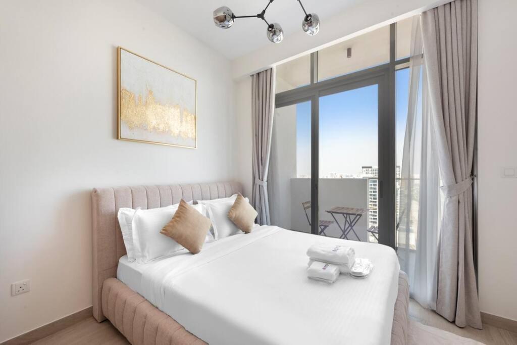 Cozy 2-bedroom In Fawad Azizi Apartment *